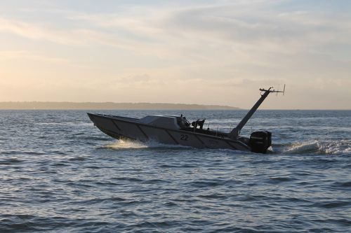 Überwachungs-Seedrohne - C-Target 9  - Autonomous Surface Vehicles, UK - autonom