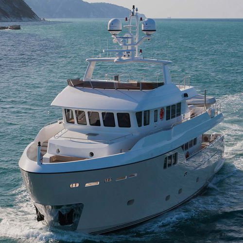 Motoryacht für Kreuzfahrten - PERCHERON - Cantiere Delle Marche - Raised Pilothouse