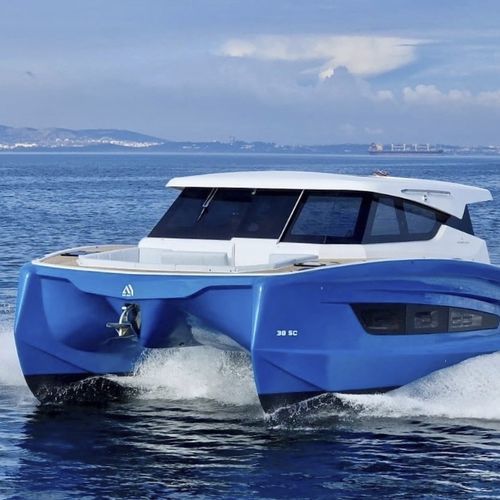 Express-Cruiser / Katamaran - 38SC - AVENTURA YACHTS - Innenborder / Außenborder / Diesel