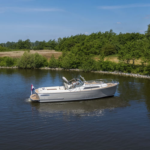 Express-Cruiser / Innenborder - 35E - Da Vinci Yachts B.V. - Diesel / zweimotorig / Gleiter