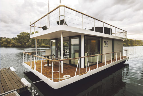 Außenborder-Hausboot - No1 Living 40' - HOUSEBOAT s.r.o.