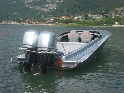 Außenborder-Runabout - 32 Race - Albatro International Srl - zweimotorig / Sport
