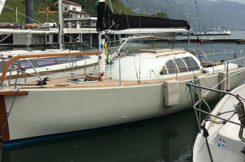 Segelboot für Kreuzfahrten - BALLESTRON 8.50 - Colombo Leopoldo  - Holz / Bugspriet