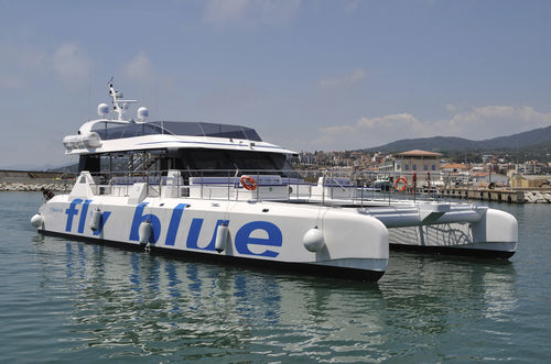 Tourismusboot Berufsschiff - FLY BLUE TRES - Drassanes Dalmau, S.A - Katamaran / Innenborder