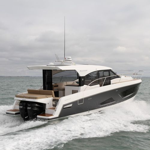 Express-Cruiser / Außenborder - MONACO 110 - Parker Poland - zweimotorig / Hardtop / für Kreuzfahrten