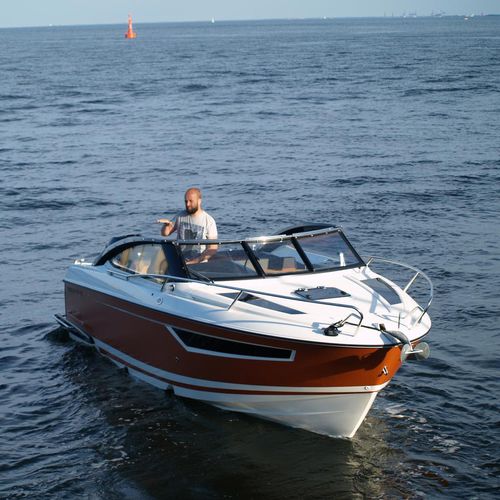 Außenborder-Runabout - 750  - Parker Poland - mit Doppelkonsole / Open / max. 7 Personen