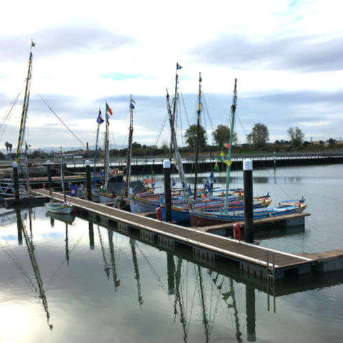 Schwimmponton - Lindley Marinas
