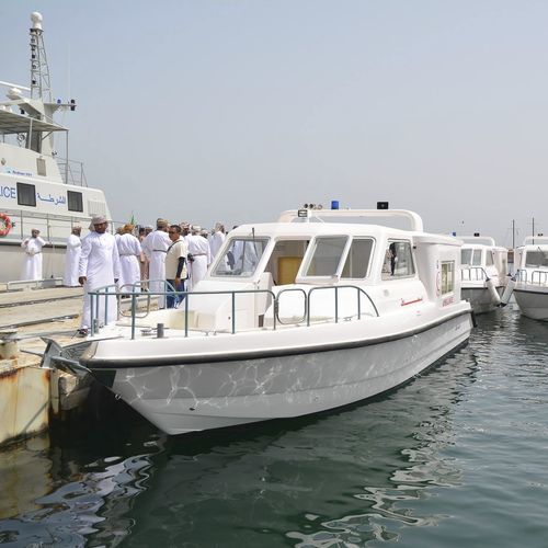 Hospitalschiff Berufsschiff - 36 - SMART OWN - Außenborder / GRP / Pflege