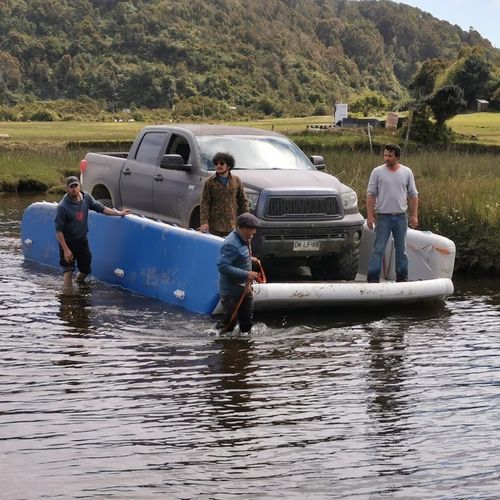Logistik-Transport-Boot Berufsschiff - Hovercraft d.o.o. - Fähre / RIB / Wasserstrahlantrieb