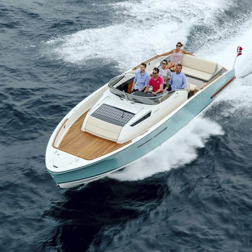 Express-Cruiser / Innenborder - CHASE 34 - Cormate - Außenborder / Diesel / zweimotorig