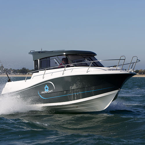 Cabin-Cruiser / Außenborder - 785 - Pacific Craft - mit Steuerhaus / für Angelsport / max. 8 Personen