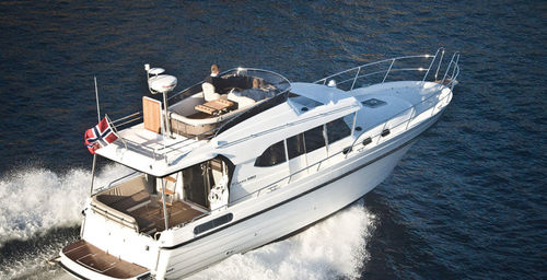 Express-Cruiser / Innenborder - 1080 Sunbridge - Viknes - Diesel / Halbgleiter / Flybridge