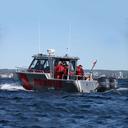 Rettungsboot Berufsschiff - 27’ Hard Top - Stanley Aluminum Boats - Außenborder