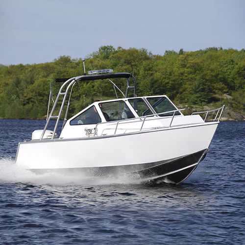 Patrouillenboot Berufsschiff - 22’ Raised Deck - Stanley Aluminum Boats - Außenborder