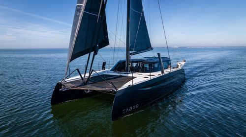 Katamaran-Segelyacht - 52  - HH CATAMARANS - für Kreuzfahrten / 3 Kabinen / Bugspriet
