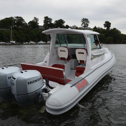 Außenborder-Schlauchboot - R280 - Fluid Watercraft - zweimotorig / halbstarr / mit geschlossenem Cockpit