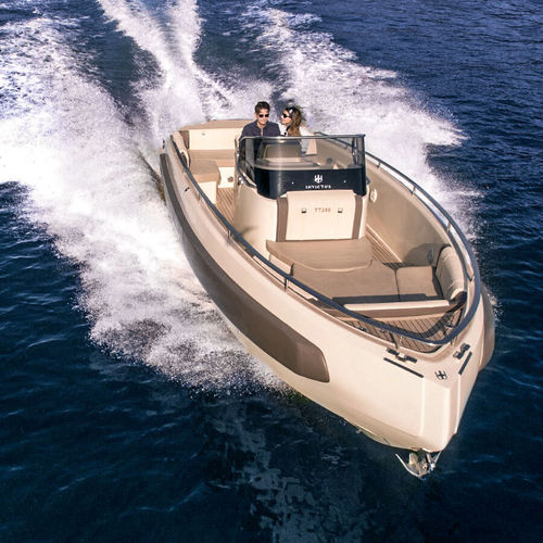 Innenborder-Konsolenboot - TT280 - Invictus Yacht - Diesel / mit Mittelkonsole / max. 8 Personen