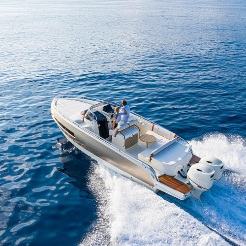 Cabin-Cruiser / Außenborder - GT280S - Invictus Yacht - zweimotorig / Open / Sport