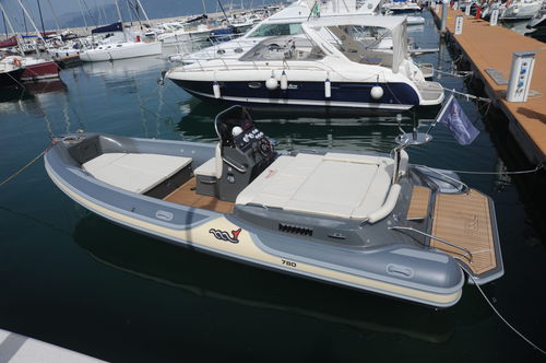 Innenborder-Schlauchboot - MV 780 EFB - MVMARINE SRL  - halbstarr / Open / mit Seitenkonsole