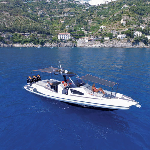 Außenborder-Schlauchboot - MITO 40 - MVMARINE SRL  - dreimotorig / halbstarr / mit Mittelkonsole