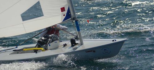 Einhandjolle - Fareast Boats - Regatta / mit einfachem Trapez / Laser