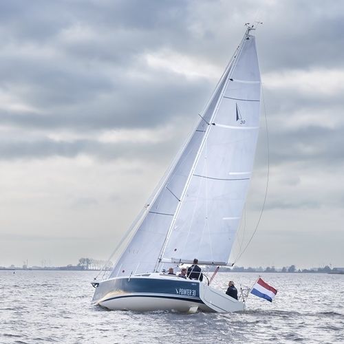 Segelboot für Kreuzfahrten - 30 - Pointer Yachts - 2 Kabinen / 4 Kojen / mit Mittelcockpit