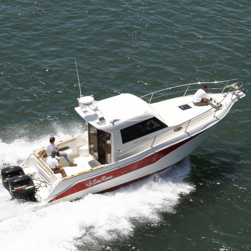 Cabin-Cruiser / Außenborder - 930 Fisher Lux - San Remo Boats - zweimotorig / Hardtop / Sportfischer