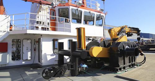 Winde für Schiffe - CONSTANT  - YMV CRANE AND WINCH SYSTEMS - Schlepp / Hydraulikmotor / aktive Seegangskompensation