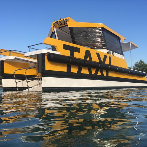 Taxiboot Berufsschiff - AGENA MARIN - Taucherbasisboot / Logistik-Transport-Boot / Katamaran