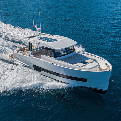 Express-Cruiser / Innenborder - 430  - Sundeck Yachts AG - Diesel / zweimotorig / Open