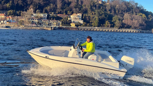 Außenborder-Konsolenboot - 150cc - Compass Boats - mit Mittelkonsole / Sport / max. 5 Personen