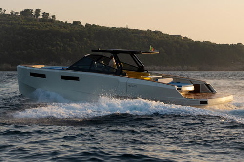 Motoryacht für Kreuzfahrten - R4 XT - Evo Yachts - IPS POD