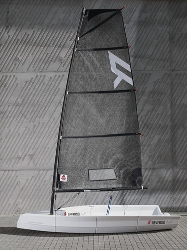 Zerlegbare Jolle - REVERSO AIR&reg; - Reverso Project - Einhand / Zweihand / Skiff
