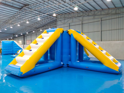 Rutschbahn-Wasserspielgerät - Hydrofun LTD - für Wassersportzentrum / aufblasbar