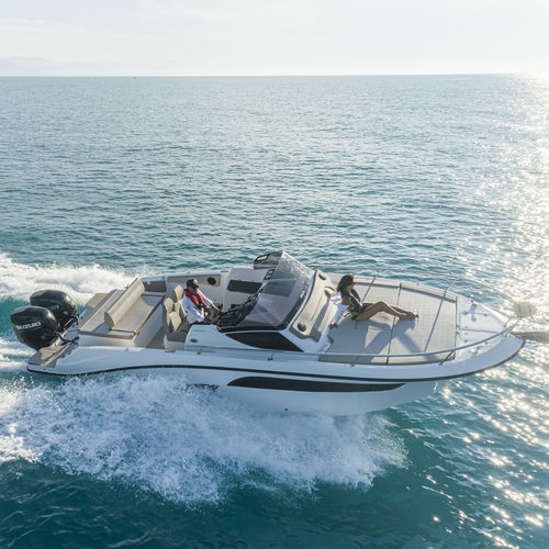 Cabin-Cruiser / Außenborder - nove - Eolo - zweimotorig / Open / max. 12 Personen