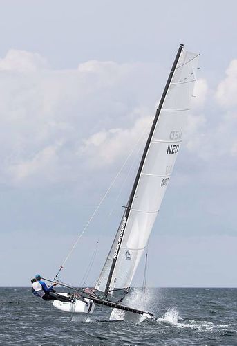 Regatta-Sportkatamaran - Mystere ESPADON 18 - Voile Sansoucy - Zweihand / Formula 18