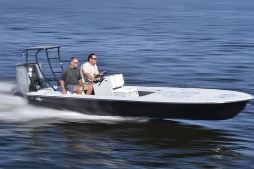 Flat-Boat / Außenborder - Lightning - Beavertail Skiffs - mit Mittelkonsole / Open / Sportfischer