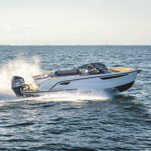Cabin-Cruiser / Außenborder - 25 CABIN EVO - ALFASTREET YACHTS - Diesel / Benzin / Gleiter