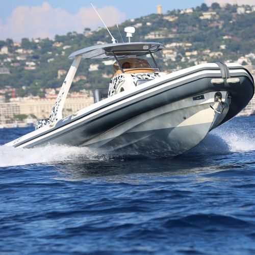 Außenborder-Schlauchboot - W9 II - Wimbi Boats Ltd - halbstarr / mit Mittelkonsole / Open