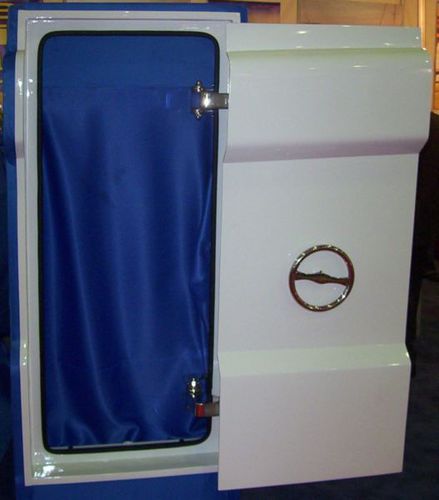 Tür für Yachten - SM Krom Yat ve Gemi Ekipmanlari Tas. San. Tic. Ltd