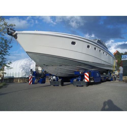 Straßenanhänger - SUD OUEST REMORQUES - für Boot / mit Eigenantrieb / hydraulisch