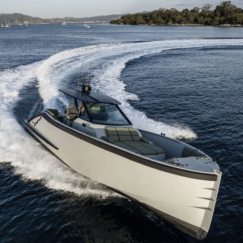 Express-Cruiser / Innenborder - 44 - Lekker Boats - zweimotorig / Open / mit Mittelkonsole