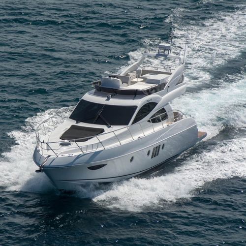 Motoryacht für Kreuzfahrten - 52 - Dyna Craft Ltd. - klassisch / Flybridge / V-Drive