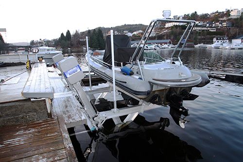 Bootslift - Platinum - IMM Quality Boat Lifts, Inc. - schwimmend / hydraulisch / Aluminium