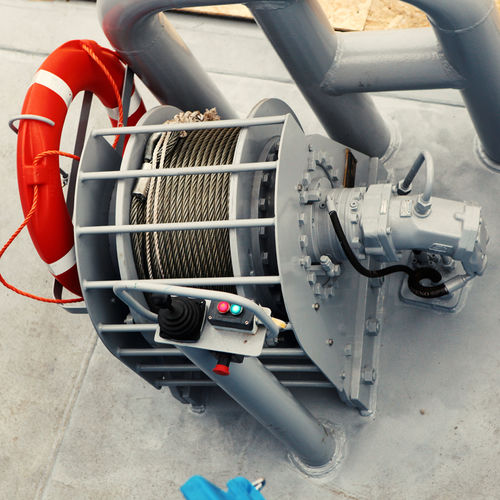 Winde für Schiffe - DMT MARINE EQUIPMENT SA - für Schlepper / für Boot / zur Ladungssicherung
