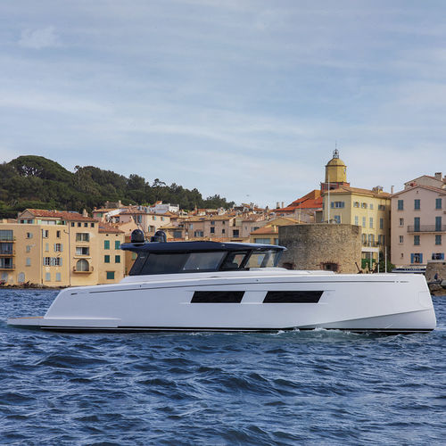 Motoryacht für Kreuzfahrten - Pardo GT65 - Pardo Yachts - Hardtop / 3 Kabinen / 6 Kojen