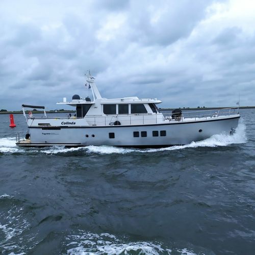 Offshore-Motoryacht - Colinda  - Trimm Design BV - mit Steuerhaus