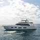 Motoryacht für Kreuzfahrten / Hochseefahrten / Flybridge / mit Doppeldeck