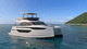 Katamaran-Motoryacht / für Kreuzfahrten / Flybridge
