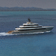 Megayacht für Kreuzfahrten / Raised Pilothouse / mit Pool / mit Helikopterdeck